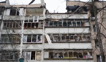 У Київській області через атаку росіян загинула жінка, ще 14 людей зазнали поранень