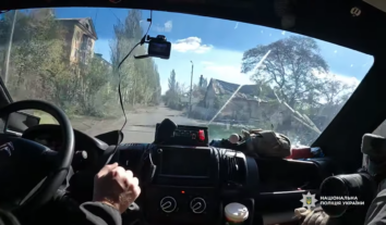 З Костянтинівки евакуювали пораненого росіянами 92-річного чоловіка з дружиною