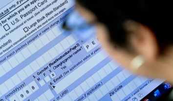 Верховний суд США дозволив адміністрації Трампа вимагати зазначення статі в паспорті за фактом народження