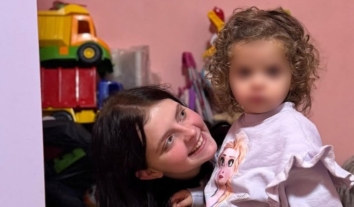 Після розслідування “Слідства.Інфо” 17-річній матері з Кривого Рогу повернули доньку