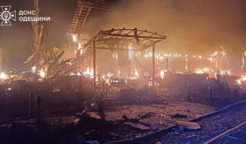 Російські війська вночі атакували портову та промислову інфраструктуру Одещини: є загиблий і поранені