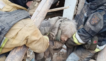 Вчора РФ обстрілами вбила десятьох людей в Україні, а серед потерпілих — діти та літні 