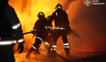 Уночі РФ вчергове била по Одесі: є потерпілий, частина міста знову без світла та води