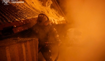 Вночі РФ била по Дніпропетровщині та Одещині: є поранений, лишились руйнування та діють знеструмлення