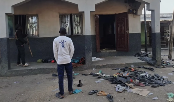 У Нігерії смертник підірвався в мечеті під час молитви: загинули щонайменше п’ятеро людей