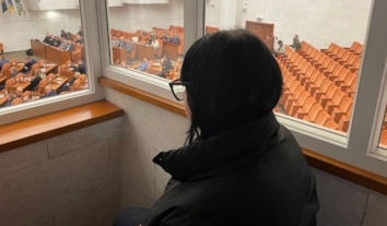 Журналісток Dnipro.media не пустили на сесію Дніпровської міськради. Вони звернулись до поліції