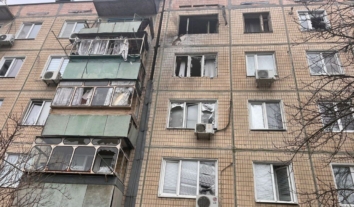 Російські війська обстріляли Нікопольщину та Синельниківський район: є поранені та руйнування