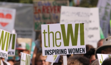 З квітня 2026 року Women’s Institute заборонятиме вступ до організації трансгендерним жінкам