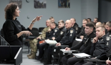 Поліціянтів у Запорізькій області вчили медіації