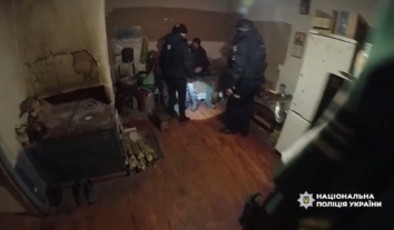 До лікаря доправили чоловіка з прикордоння Сумщини, якому стало зле під російськими обстрілами