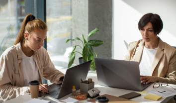 Кабмін запускає експеримент з електронного оформлення трудових відносин через систему “Обрій”