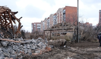 Армія РФ атакувала Слов’янськ КАБами: постраждали семеро людей