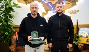 Журналіст “Радіо Свобода” отримав відзнаку за порятунок дитини під час атаки на Київщину