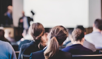 Жінки залишаються меншістю серед послів ЄС: гендерна нерівність у дипломатії зберігається попри десятиліття змін