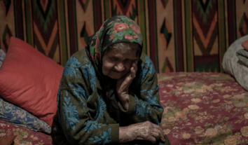 Уряд перевіряє, чи потребують у негоду більшої підтримки самотні та маломобільні пенсіонери