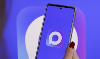 У Мелітополі мешканці змушені купувати окремі телефони для державного месенджера