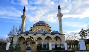 В окупованій Євпаторії силовики штурмували історичну мечеть Хан-Джамі під час намазу