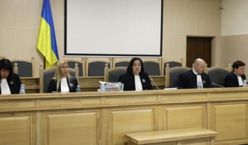 Санкції щодо Порошенка: представниця Зеленського не з’явилася на засідання у Верховний Суд