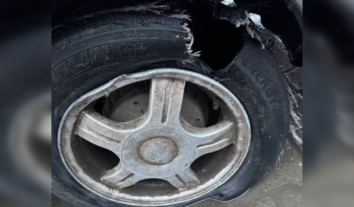 У Херсоні цивільна автівка наїхала на міну: постраждали четверо людей, двоє з яких – діти