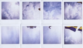 “Вікно пам’яті”: у столиці представили мистецьку інсталяцію про втрату й життя під час війни