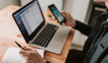 Соцмережі стали другим ключовим форматом роботи українських редакцій у 2025 році – опитування ІМІ