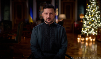 Zelensky vows not to sign weak peace deal with Russia despite pressure