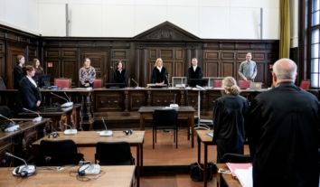 Жінку, яка поранила ножем 15 людей на вокзалі в Гамбурзі, помістили у психіатричну лікарню