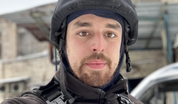 Волонтер із Краматорська Богдан Зуяков має 27 отворів на тілі від уламків російського FPV-дрона