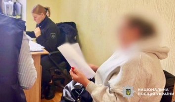 На Київщині матір-виховательку підозрюють у систематичному насильстві над дітьми в сімейному дитбудинку