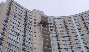 В Одесі журналістці не давали знімати наслідки обстрілу житлового комплексу