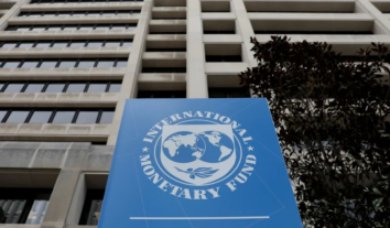 МВФ вимагає від України нових податкових змін: оподаткування онлайн-платформ, посилок і продовження військового збору