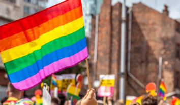 Рада Європи підтримала заборону “репаративної терапії” для ЛГБТК+ людей