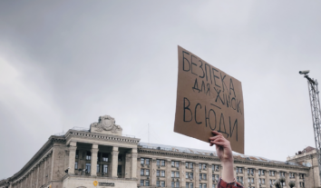 У Києві 8 березня відбудеться Марш за права жінок: учасниці вимагають захистити військових і полонених жінок