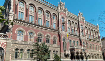 НБУ перевірить, чи не порушив правил співвласник Монобанку, опублікувавши фото клієнтки