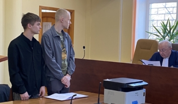 В Україні суд розглядає вже другу справу про визнання шлюбних відносин між двома чоловіками