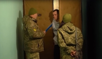 Центри рекрутингу ЗСУ хочуть звільнити від військового обліку