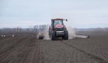 В Україні через проблеми з удобренням полів можуть здорожчати харчі