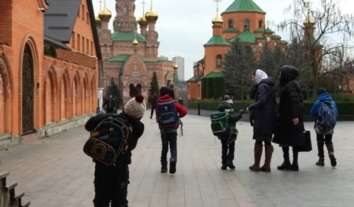 У підпільній школі при монастирі УПЦ МП не виявили порушень мовного закону