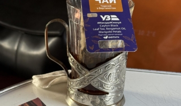 Херсонський журналіст Олег Батурин потрапив в епіцентр шахедної атаки в потягу