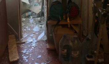 Унаслідок російської атаки на Херсон пошкоджена квартира журналістки Євгенії Вірлич