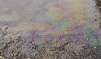 У Дністрі після ударів РФ нафтопродуктів більше у 2,5 раза від норми