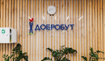 У київській клініці “Добробут” педіатриня відмовилася приймати дитину після прохання говорити українською