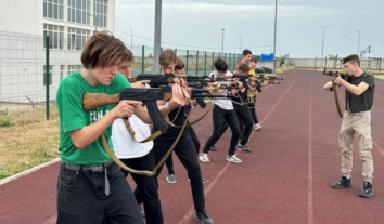 Russia intensifies combat training for high schoolers in occupied Crimea — Irade human rights initiative