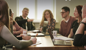 Справу про підпал редакції “Четвертої влади” не можуть розпочати сьомий рік: журналісти говорять про тиск і затягування