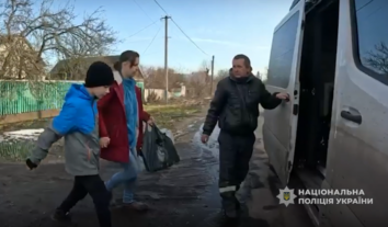“Білі янголи” евакуювали п’ять родин із прифронтових громад Дніпропетровщини