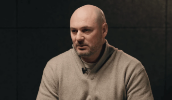 Справа детектива НАБУ Магамедрасулова: обвинувачення заявило про завершення розслідування, а захист – про обмеження доступу до доказів