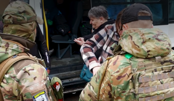 Поліція вдруге евакуювала родину з Лимана після того, як підліток зазнав тяжких поранень