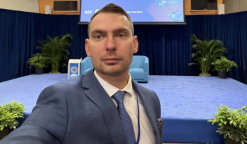 Підсанкційний бізнесмен Тимур Міндіч подав позов про захист честі та репутації до нардепа Ярослава Железняка