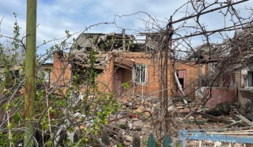 На Запоріжжі через російські обстріли поранені жінка та 10 поліціянтів