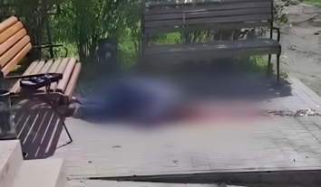 Російські військові вдарили по Херсону: троє загиблих та троє поранених